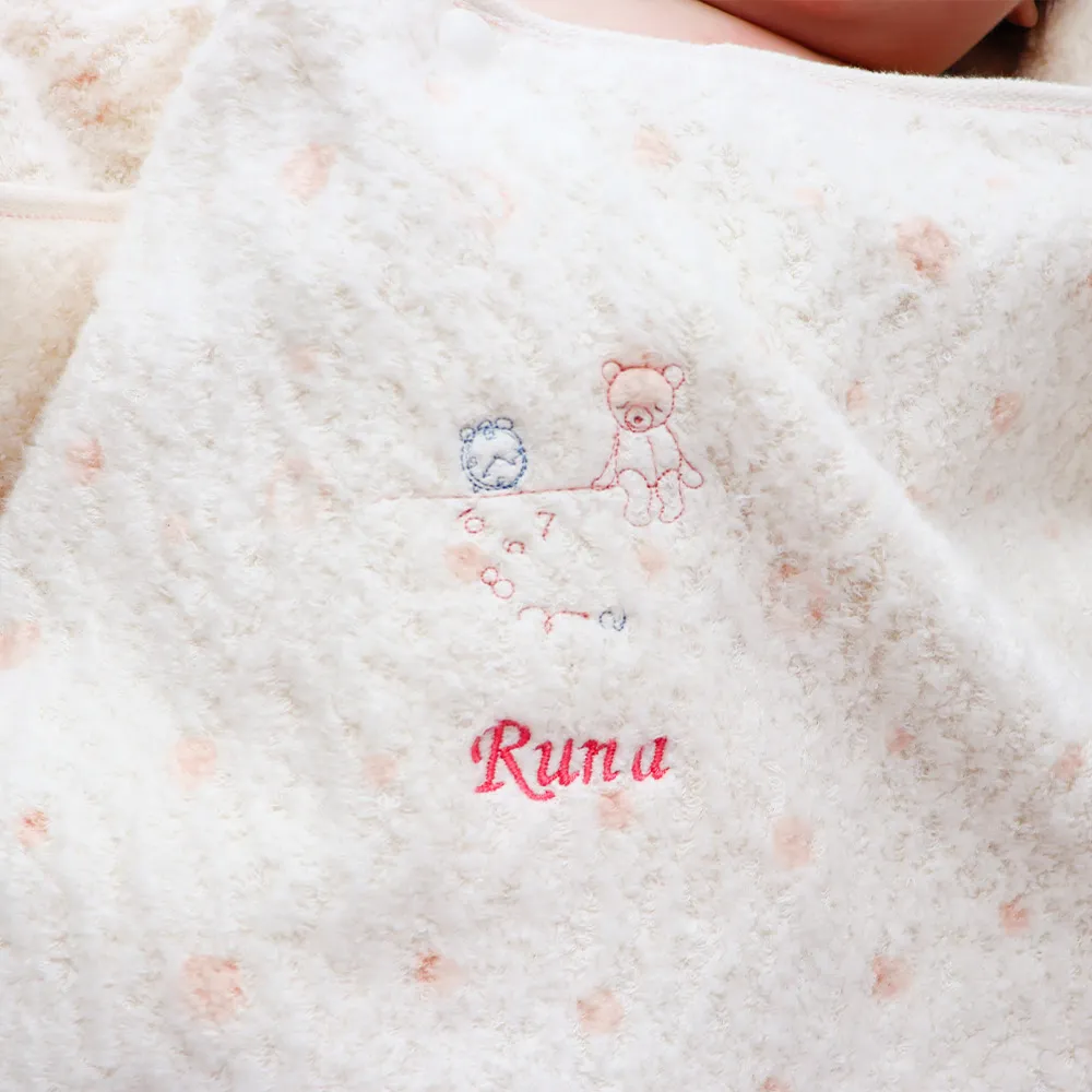 【出産祝い】ミュールフード付きバスタオル 一点一点丁寧に心を込めたお名前刺繍を入れて特別感をプラス