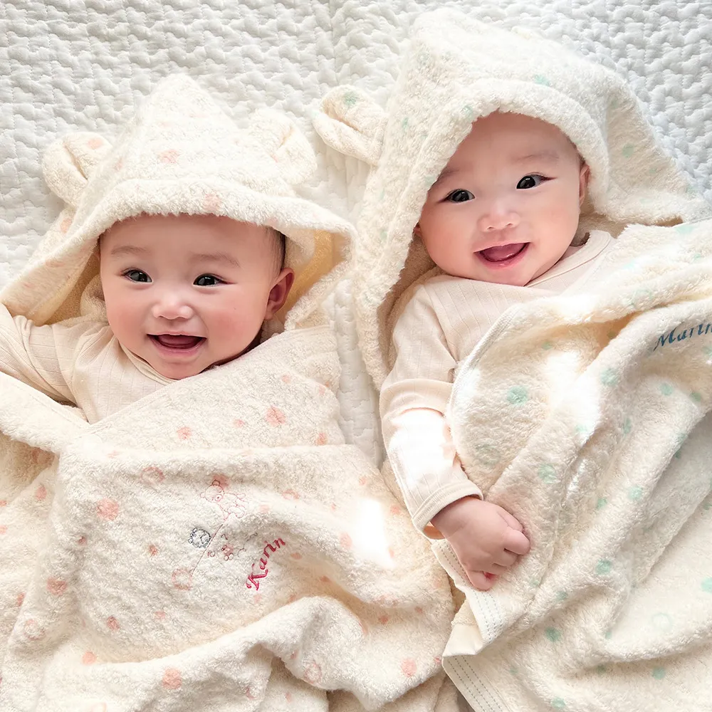 【出産祝い】ミュールフード付きバスタオル 1人で2枚、双子ちゃん、ご兄弟分に