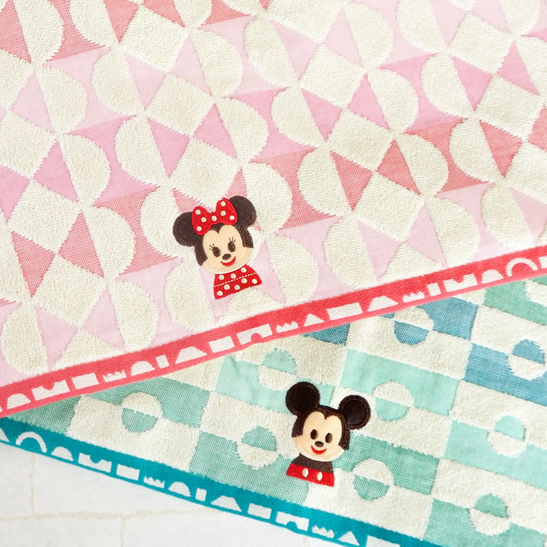 見ているだけで積み木で遊びたくなるバスタオル