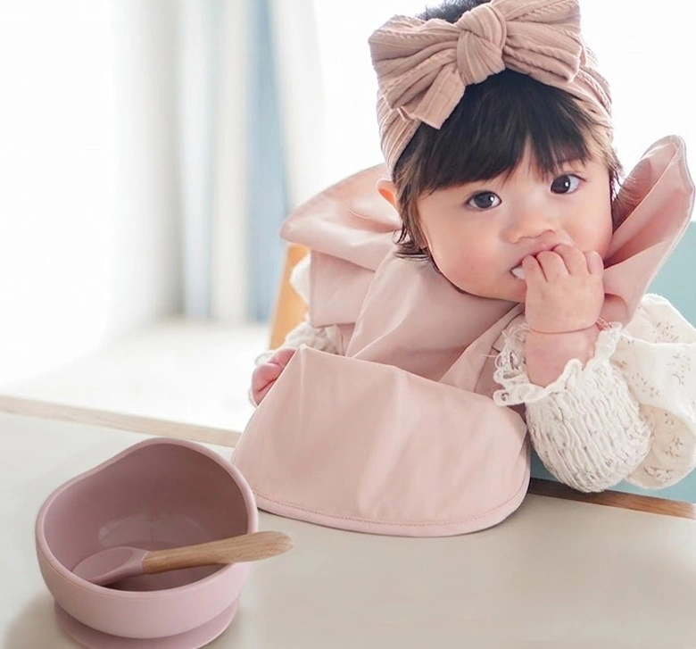 Elodie エロディ お食事エプロンお名前入り＋シリコンボールセット