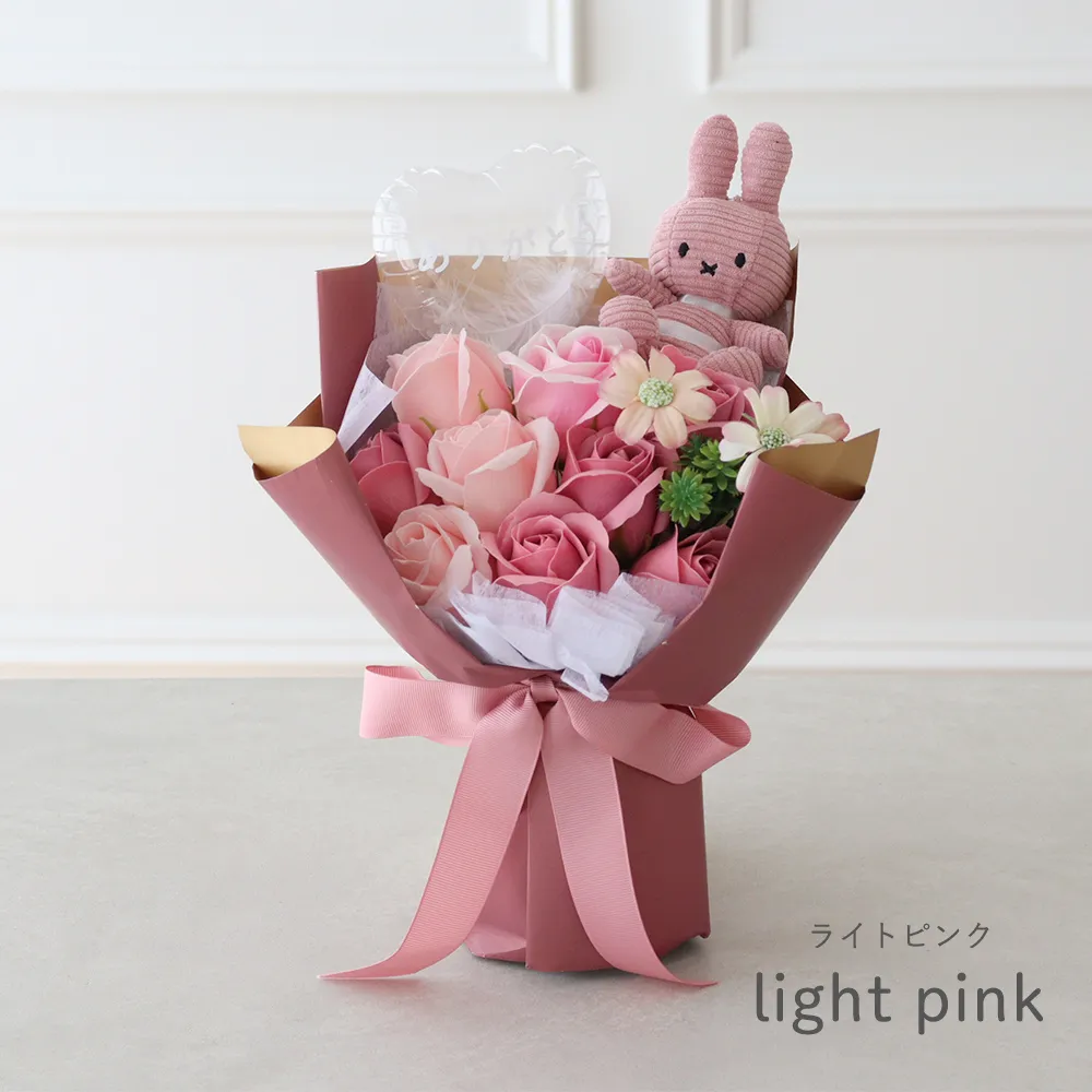 color ライトピンク light pink