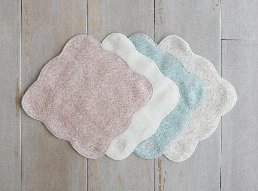 毎日にちょうどいい吸水力と、持ち歩きやすいコンパクトサイズ