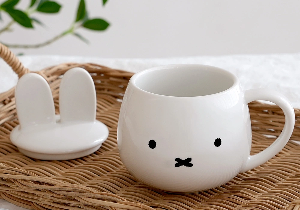 ミッフィーの顔になるマグカップ